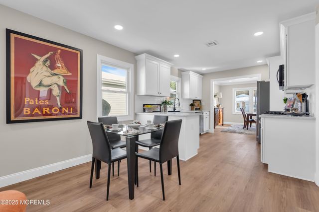 18 Meadowbrook Road, Brick, NJ 08723