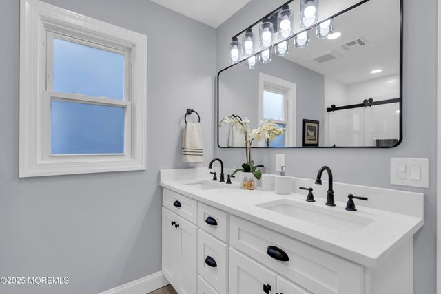 18 Meadowbrook Road, Brick, NJ 08723