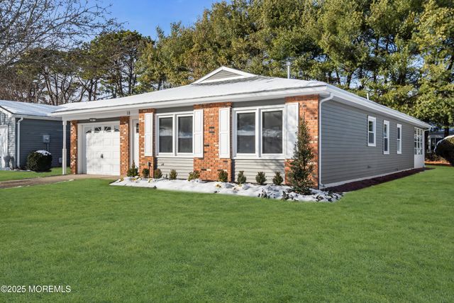 18 Meadowbrook Road, Brick, NJ 08723