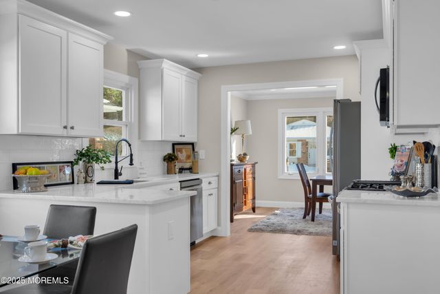 18 Meadowbrook Road, Brick, NJ 08723