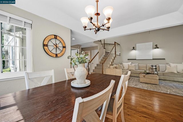 60 Rainbow Cir, Danville, CA 94506