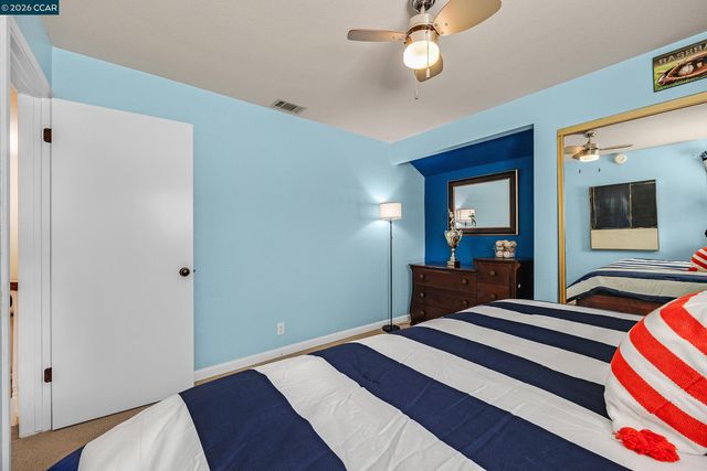 60 Rainbow Cir, Danville, CA 94506