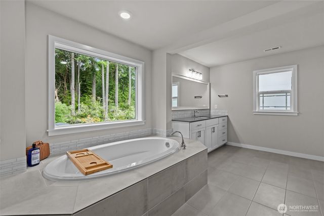 4518 Olympus Loop, Gig Harbor, WA 98332