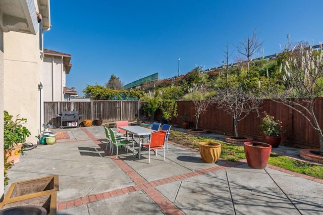 2719 SHELLGATE CIRCLE, Hayward, CA 94545