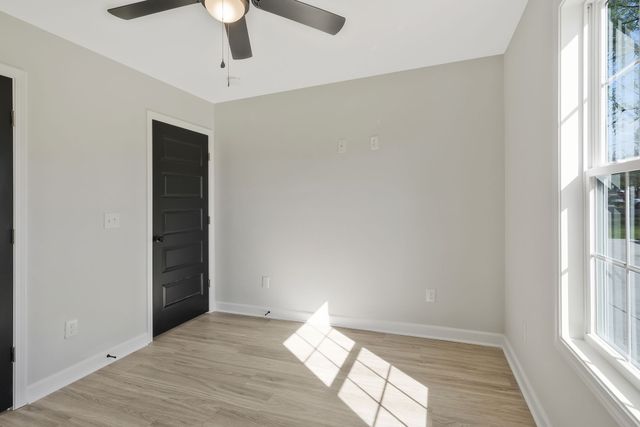 210 S Westland Ave, Gallatin, TN 37066