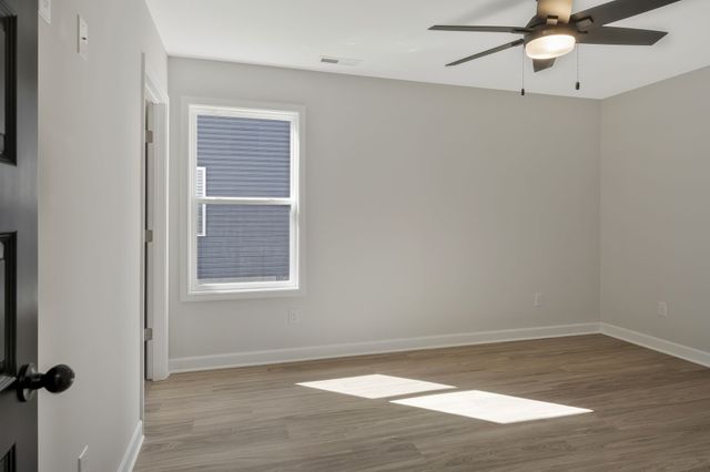 210 S Westland Ave, Gallatin, TN 37066