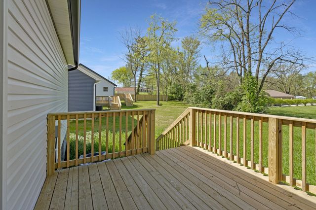 210 S Westland Ave, Gallatin, TN 37066