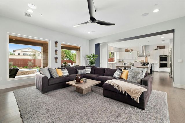 2201 Cypress PT W, Austin, TX 78746