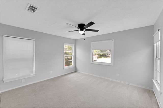 526 Roberts Avenue, Irving, TX 75060