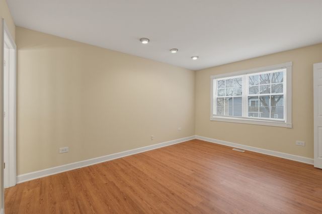 460 N Lake Shore Drive 460, Palatine, IL 60067