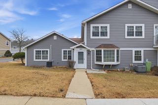 460 N Lake Shore Drive 460, Palatine, IL 60067