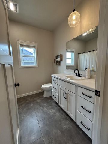 3700 RIDGECREST LANE, Kaukauna, WI 54130