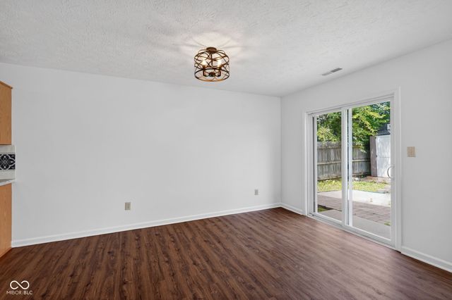 612 Cembra Drive, Greenwood, IN 46143