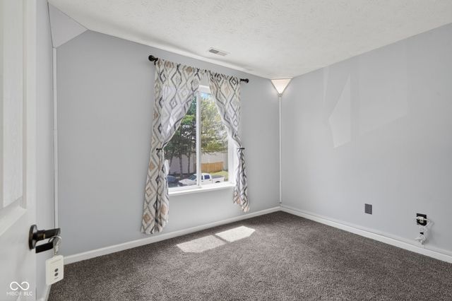 612 Cembra Drive, Greenwood, IN 46143