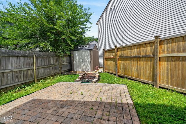 612 Cembra Drive, Greenwood, IN 46143