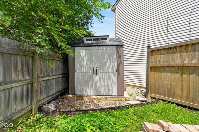 612 Cembra Drive, Greenwood, IN 46143