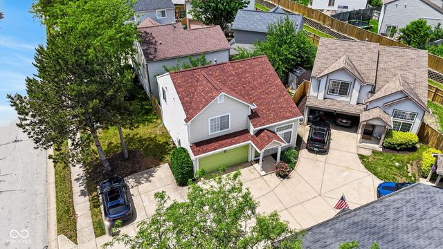 612 Cembra Drive, Greenwood, IN 46143