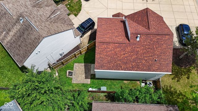 612 Cembra Drive, Greenwood, IN 46143