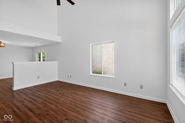 612 Cembra Drive, Greenwood, IN 46143
