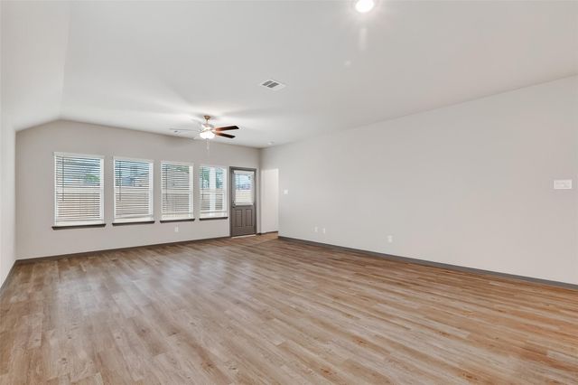 3410 Rolling River Drive, Baytown, TX 77521