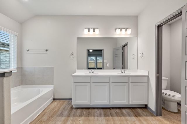 3410 Rolling River Drive, Baytown, TX 77521