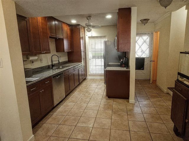 12739 Huntingwick Drive 151, Houston, TX 77024