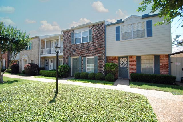 12739 Huntingwick Drive 151, Houston, TX 77024