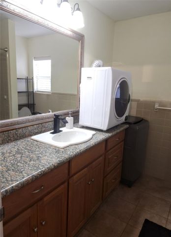 12739 Huntingwick Drive 151, Houston, TX 77024