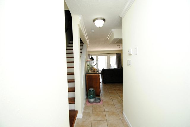 12739 Huntingwick Drive 151, Houston, TX 77024