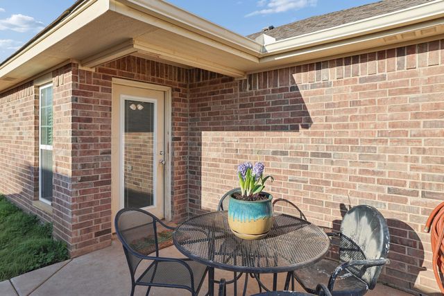 1914 NW 15TH Avenue, Amarillo, TX 79107