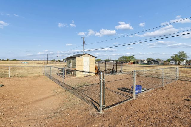 1914 NW 15TH Avenue, Amarillo, TX 79107