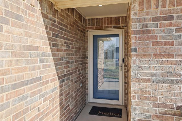 1914 NW 15TH Avenue, Amarillo, TX 79107