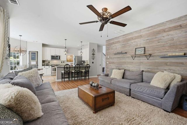 555 Kingsport Drive, Alpharetta, GA 30076