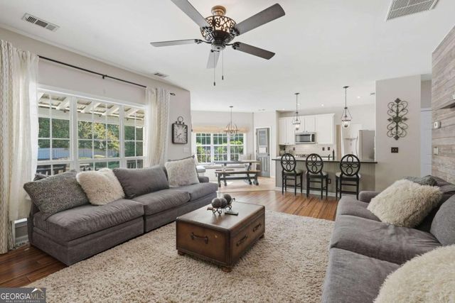 555 Kingsport Drive, Alpharetta, GA 30076