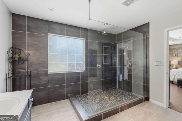 555 Kingsport Drive, Alpharetta, GA 30076