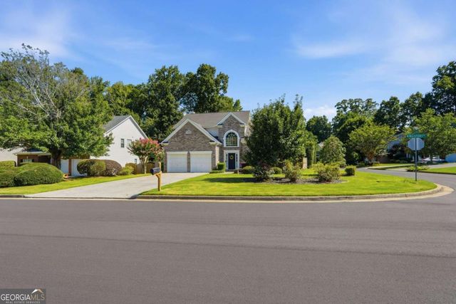 555 Kingsport Drive, Alpharetta, GA 30076