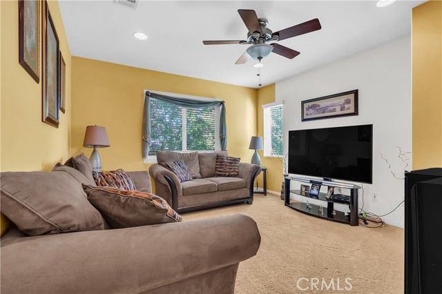 3975 Quartzite Lane, San Bernardino, CA 92407