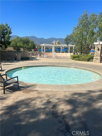 3975 Quartzite Lane, San Bernardino, CA 92407