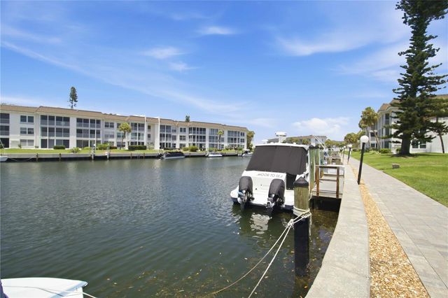 4340 FALMOUTH DRIVE 104, Longboat Key, FL 34228