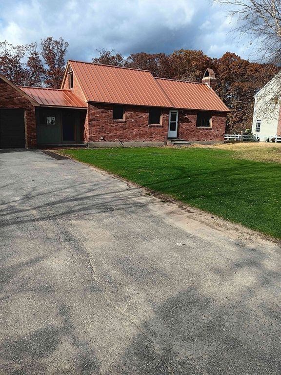 101 Middle St, Attleboro, MA 02703