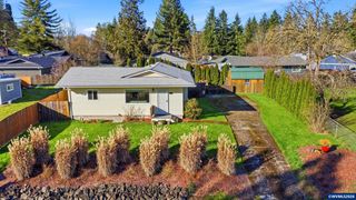 915 SE Zee Ct, Mcminnville, OR 97128