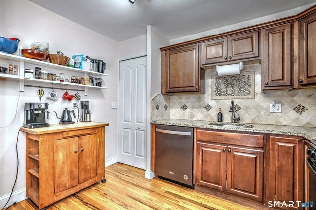 135 Florence Road 1A, Branford, CT 06405