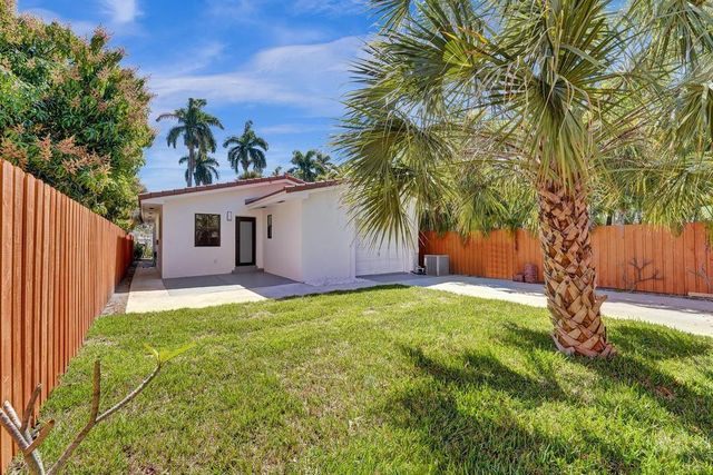1545 Harrison Street, Hollywood, FL 33020