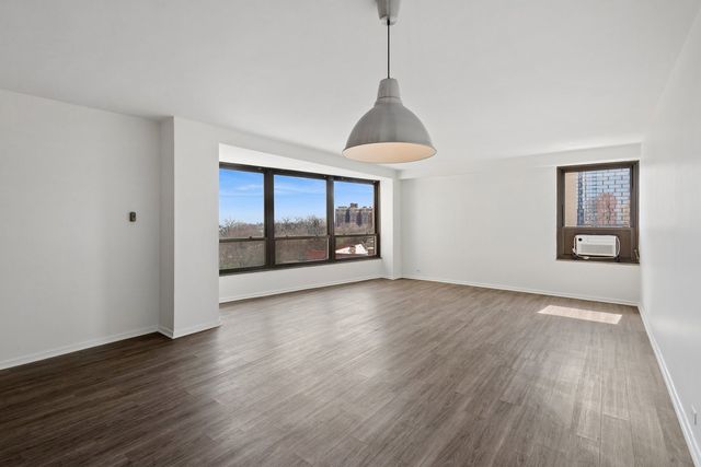 5050 S EAST END Avenue 8D, Chicago, IL 60615