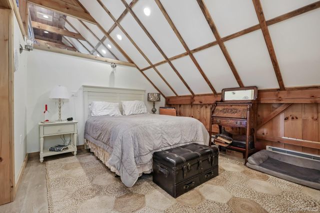 24 Jackson Road, Mahopac, NY 10541