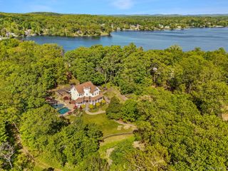 24 Jackson Road, Mahopac, NY 10541