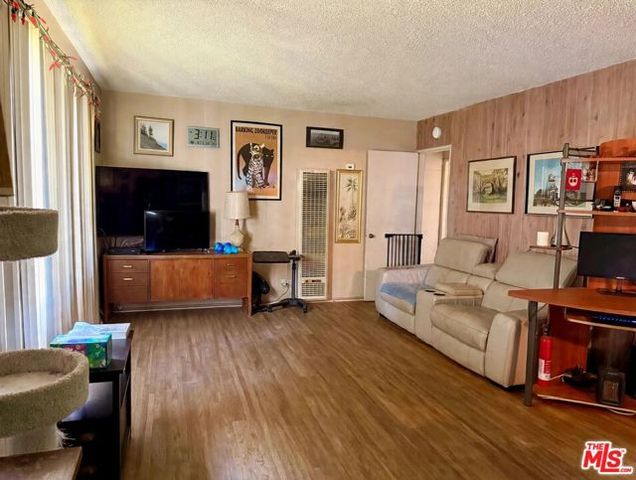 8451 Wentworth Street, Los Angeles, CA 91040