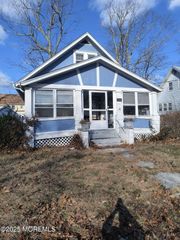 25 11th Street, Lakewood, NJ 08701