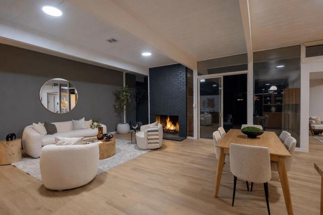 3925 Nelson Drive, Palo Alto, CA 94306