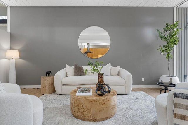 3925 Nelson Drive, Palo Alto, CA 94306